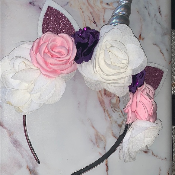 Unicorn flower headband - Picture 1 of 6